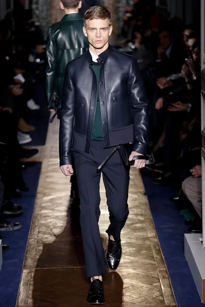 Look 31
